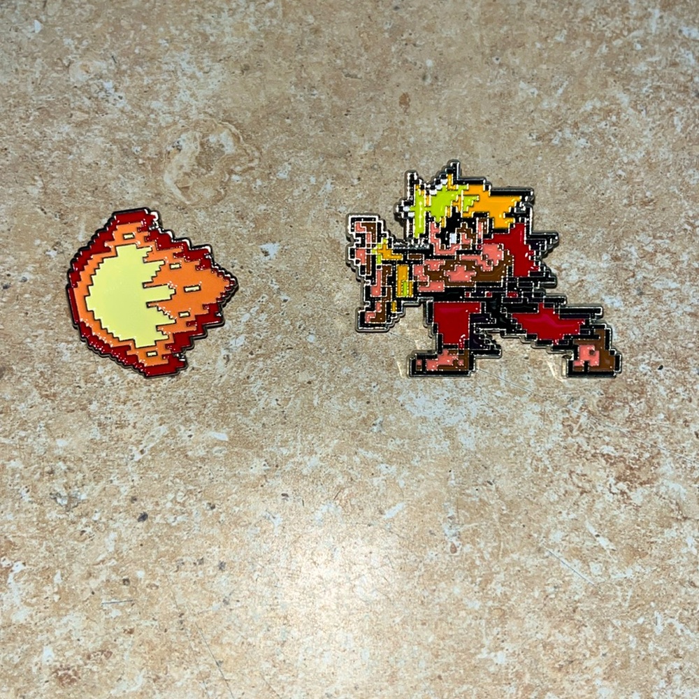 Street Fighter Ken Pin Set